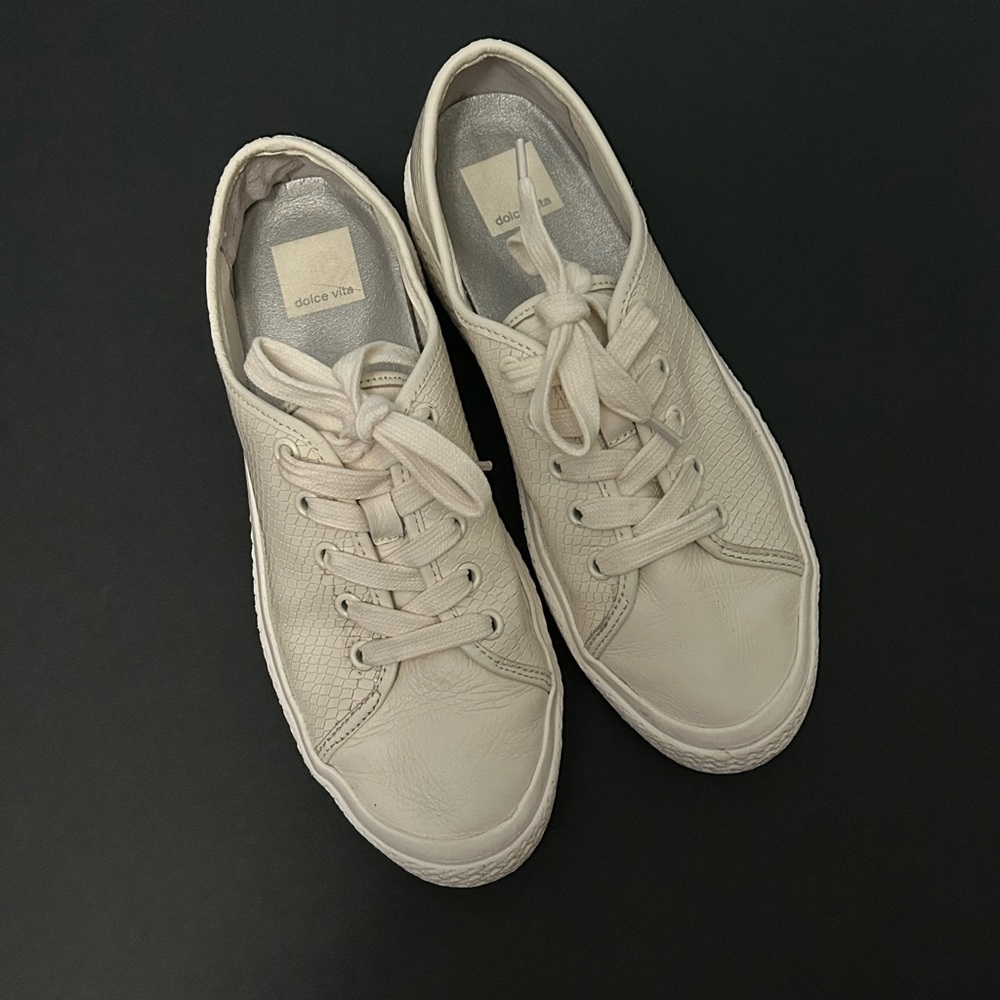 Dolce Vita Valor Embossed leather lace up sneakers, white, 8 - Picture 3 of 7